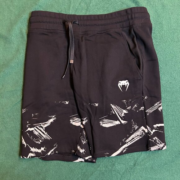 Venum UFC Fight Week Shorts - Size L - NWT - Picture 2 of 7
